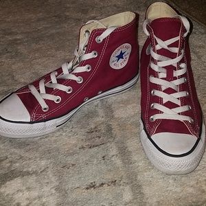 Maroon/deep red high top converse